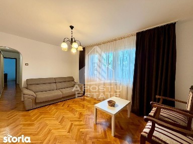 Apartament 3 camere de vanzare, zona Circumvalatiunii, Timisoara