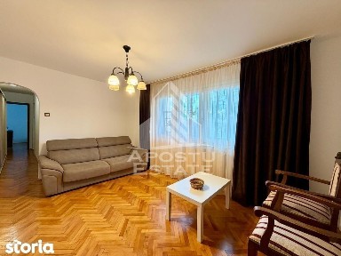 Apartament 3 camere de vanzare, zona Circumvalatiunii, Timisoara