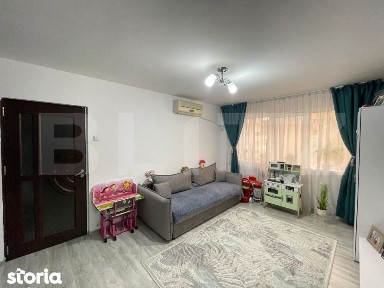 Apartament 3 camere, 53 mp, zona Shaorma Amicii