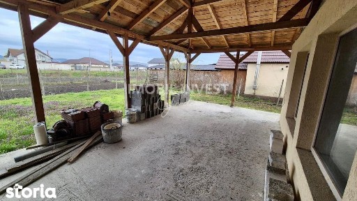 EXCLUSIVITATE! Casa individuala, 308 mp, 5 camere, 3 bai, Aiud