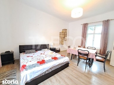Apartament cu 2 camere - luminos si spatios - etaj 1 - Piata Schiller