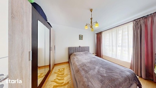 Apartament 2 camere decomandate de vanzare + balcon, boxa