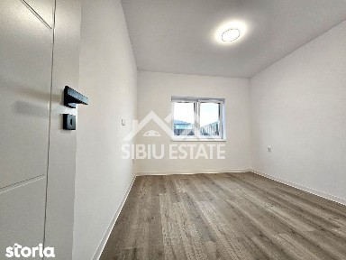 Apartament 2 camere decomandat, 2 parcari