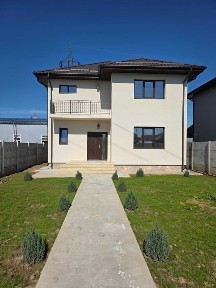 Casa P+1E de vanzare