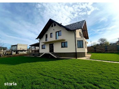 Vilă Spațioasă de vanzare în Sf. Ilie | 175 MP Utili