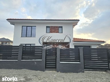 Casa spatioasa cu garaj in Chinteni