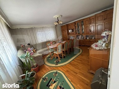 Casa individuala cu 7 camere, 200 mp, teren 627 mp, Jucu de Sus