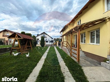 Casa spatioasa cu 2 corpuri - Seini | locuinta + investitie + venit