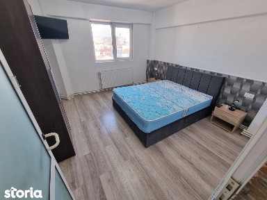 Apartament 3 camere zona Trocadero