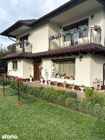 Vila de vanzare Bucium,369mp utili,1500mp teren,curte amenajata