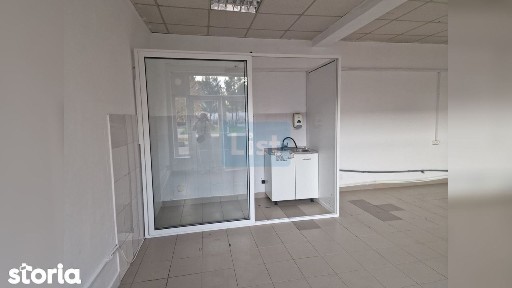 Spațiu comercial/ Clădire P+1 de închiriat - 155mp - Rovinari, Gorj