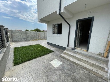 Duplex cu 4 camere si mansarda. Curte 250 mp. Comision 0