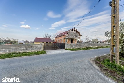 CASĂ CU 3 CAMERE + CASĂ LA ROȘU | TEREN 2056 MP | IRATOȘU