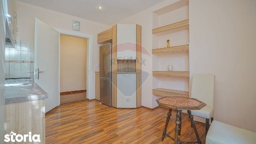 Apartament cu 3 camere de închiriat zona centrala Maior Cranta