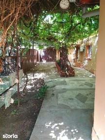 MOBILATA CASA 3 cam + Spatiu comercial 120mp construiti Brailita teren