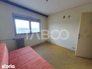 Apartament 2 camere decomandat 45 mp utili zona Plopului