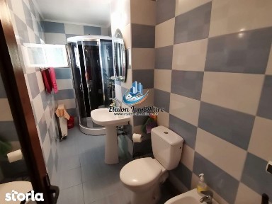 Apartament 4 camere, etaj 3, zona Carrefour Precista