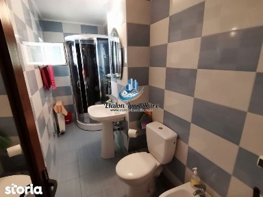Apartament 4 camere, etaj 3, zona Carrefour Precista