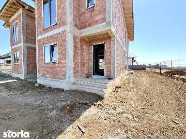 Duplex modern cu 4 camere, 116 mp utili, 400 mp teren - Sanandrei