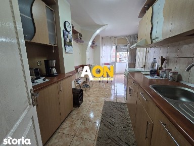 Apartament 4 Camere,79mp Utili, Etaj 2, Zona Cetate