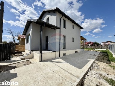 Casă / Vilă Golesti