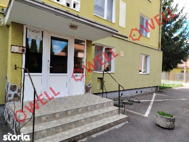 Apartament cu 3 camere de vânzare în Tg Secuiesc, str Molnár Józsiás!