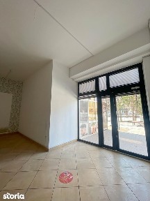 Investiție sigură - spațiu comercial în inima orașului