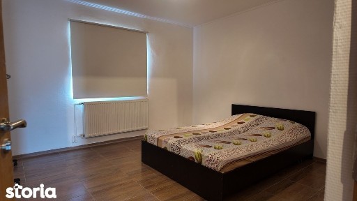 Vindem casa in Lumina