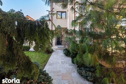 Vilă premium P+1+M, teren 1.216 mp - Faleza Sud, Constanța