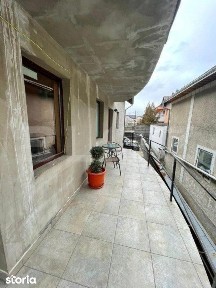 Apartament cu destinatii multiple, semifinisat, 227 mp, zona Scheia