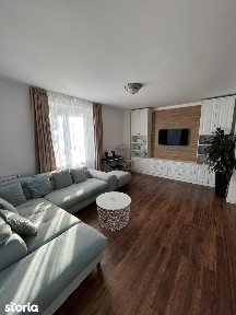 De vanzare casa in Corunca, zona City Mall / Sapientia