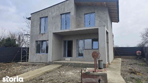 Casa noua la doar 12 Km de centru Iasi -139.000 Euro