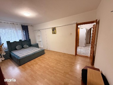 Apartament 2 cam, bloc din 1986, aer conditionat, centrala proprie