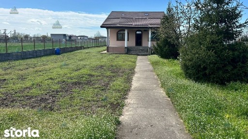 Vilă de vânzare 1500 mp teren