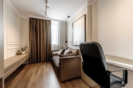 inchiriez apartament 3 camere