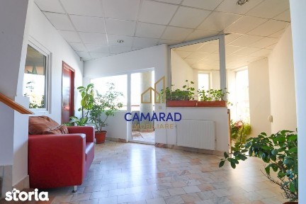 Casa de vanzare cu 12 camere - Piata Iancului/Muncii