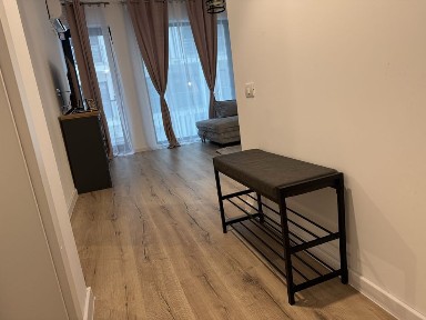 Inchiriez studio la mare 47 mp utili cu loc parcare Navodari