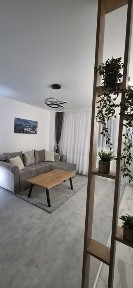 Proprietar inchiriez apartament 3 camere nou