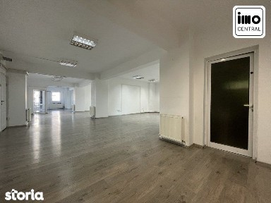 Birou 200mp, terasa 30mp, 2 parcari subterane, cu preluare chiriasi