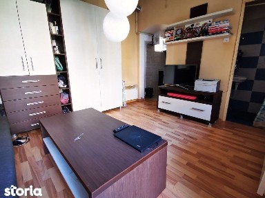 Garsoniera UMF etaj 1 in Piata Muzeului
