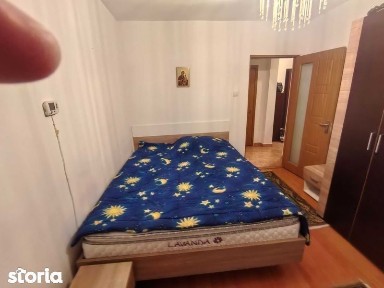 Inchiriez apartament 2 camere in zona micro 6 Pavcom Targoviste
