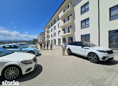 Spatiu Comercial cu Vitrine, Open Space, 250 mp - Doamna Stanca Sibiu
