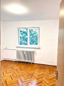 Apartament renovat, nemobilat, 2 camere decomandate, Hațeg, Grigorescu