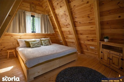 Eleganta,echipata casa A Frame,1.200 mp teren,deschidere Piatra Craiul