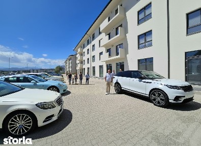 Spatiu Comercial cu Vitrine, Open Space, 200 mp - Doamna Stanca Sibiu