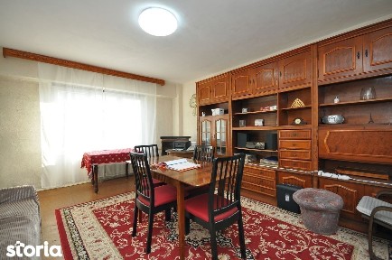 Virtutii Lujerului apartament 3 camere decomandat cu 2 bai, bloc 1988