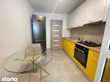Apartament 2 camere decomandat, metrou Aparatorii Patriei