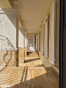 Vila Tip Duplex, 8 Camere, Teren 1100 Mp, Finisajele de Lux