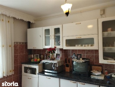 3 camere decomandate, Bistrita lac, Bacau
