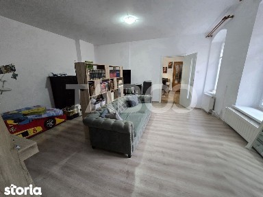 Apartament 2 camere de vanzare la etajul 1 in Centrul Istoric Sibiu